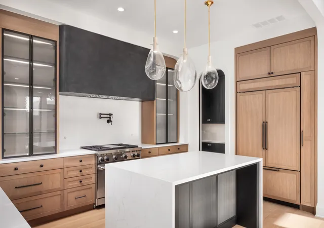 Photo 3 of Condo for sale at 3617 N Magnolia Ave #1, Chicago, IL | MLS# 12565261 | Listing updated on 2026-06-17
