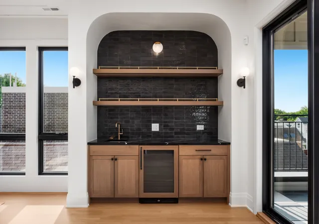 Photo 4 of Condo for sale at 3617 N Magnolia Ave #1, Chicago, IL | MLS# 12565261 | Listing updated on 2026-06-17
