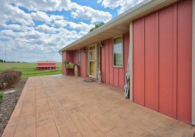 3rd image of 13301 Tango Rd, Bloomington, IL 61705 | MLS# 12565278