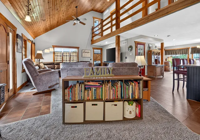 5th image of 13301 Tango Rd, Bloomington, IL 61705 | MLS# 12565278