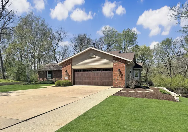 Homes for sale in Freeport, IL | 1669 Barberry Cir, Freeport, IL 61032 | MLS# 12565527