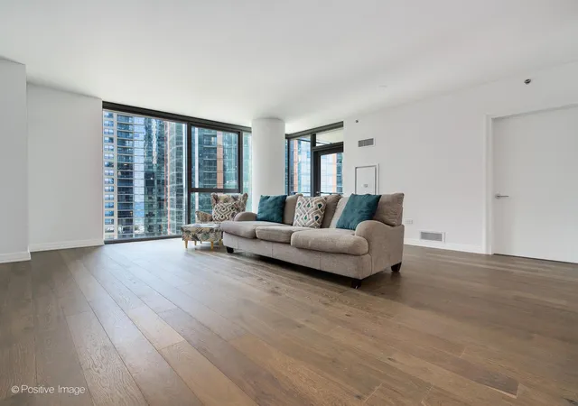3rd image of 211 N Harbor Dr #1003, Chicago, IL 60601 | MLS# 12565944