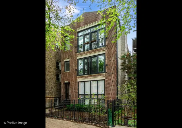 1st image of 2455 W Walton St #3, Chicago, IL 60622 | MLS# 12566099