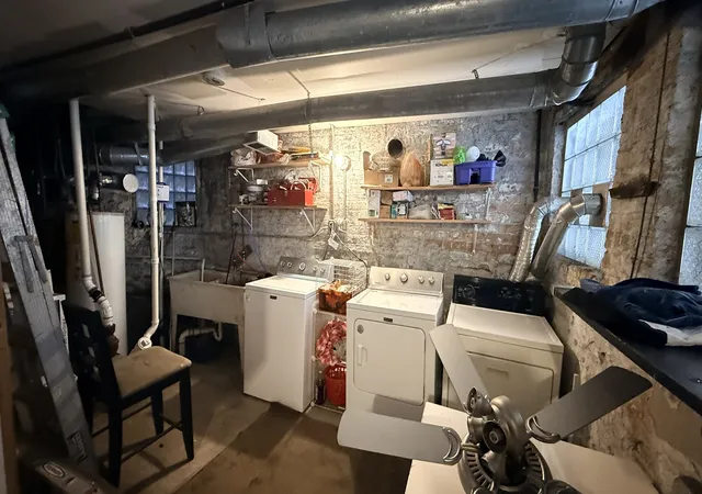 Homes for sale in Chicago, IL | 521 E 46Th Pl, Chicago, IL 60653 | MLS# 12567000