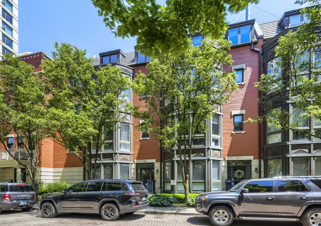 1st image of 481 N Clinton St, Chicago, IL 60654 | MLS# 12567829