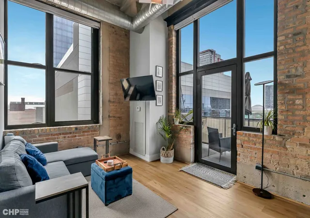 Homes for sale in Chicago, IL | 320 E 21St St #617, Chicago, IL 60616 | MLS# 12568524