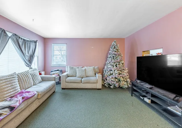 3rd image of 1109 Frederick St, Joliet, IL 60435 | MLS# 12569005