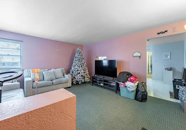 5th image of 1109 Frederick St, Joliet, IL 60435 | MLS# 12569005