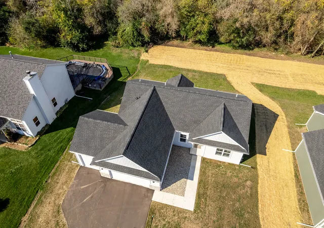 Photo 2 of Single family home for sale at 14168 Prairie Cmns Ln, South Beloit, IL 61080 | MLS# 12569029 | Listing updated on 2026-10-22