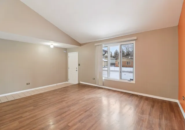 3rd image of 16627 Carse Ave, Harvey, IL 60426 | MLS# 12571149