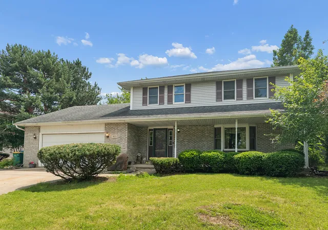 Homes for sale in Manhattan, IL | 803 1st St, Manhattan, IL 60442 | MLS# 12571693