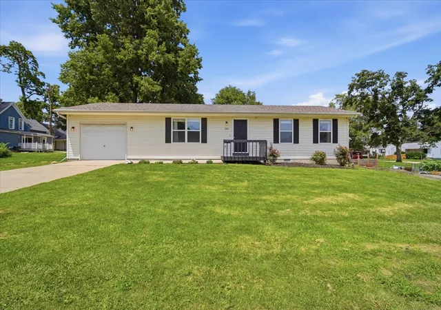 1st image of 206 E Irving St, Normal, IL 61761 | MLS# 12571828