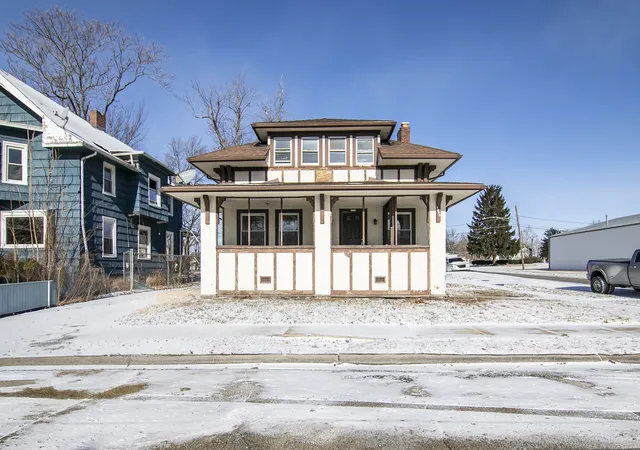 Homes for sale in Kankakee, IL | 1295 E Merchant St, Kankakee, IL 60901 | MLS# 12571987