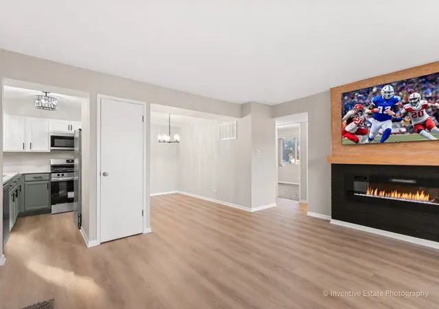 Photo 3 of Condominium at 4819 W 109th Street #3-103, Oak Lawn, IL 60453 | MLS# 12572237 | | Sold on 2026-05-15