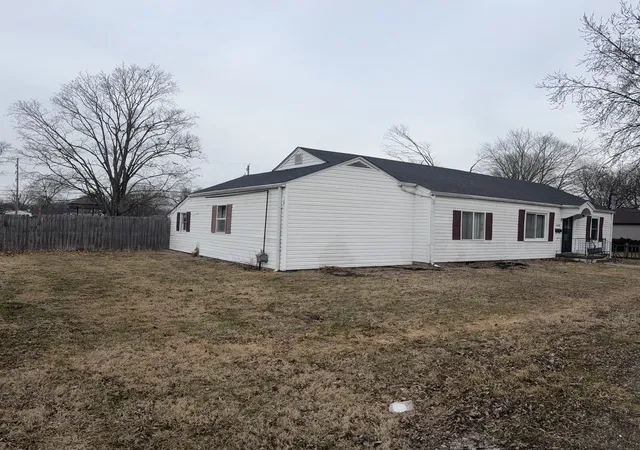 Photo 1 of Sale Pending at 1430 Meitzler St, Tilton, IL 61833 | MLS# 12572399 | Listing updated on 2026-09-17