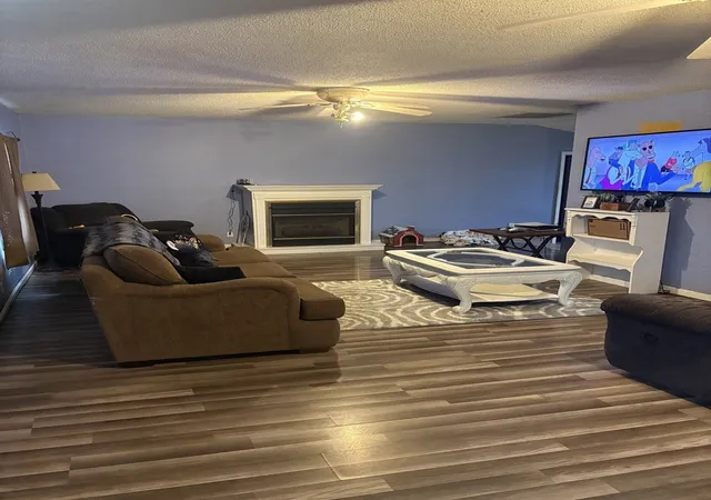 Photo 3 of Sale Pending at 1430 Meitzler St, Tilton, IL 61833 | MLS# 12572399 | Listing updated on 2026-09-17