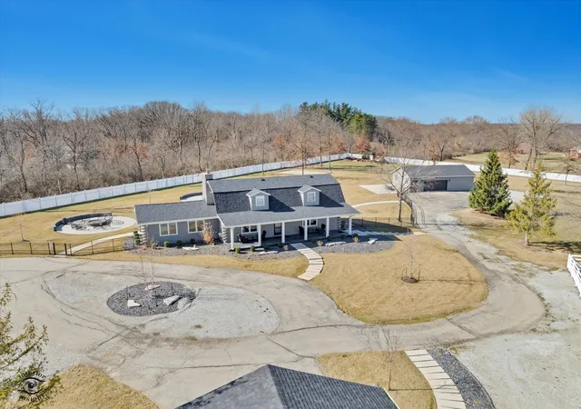 Photo 2 of Single family home for sale at 19840 S Schoolhouse Rd, New Lenox, IL 60451 | MLS# 12572792 | Listing updated on 2026-04-25
