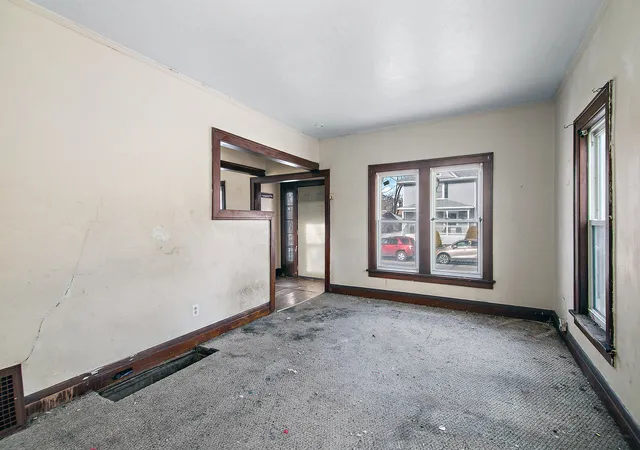 Homes for sale in Kankakee, IL | 860 E Bourbonnais St, Kankakee, IL 60901 | MLS# 12572889
