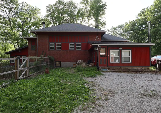 Homes for sale in Monticello, IL | 483 E 1300 North Rd, Monticello, IL 61856 | MLS# 12573099