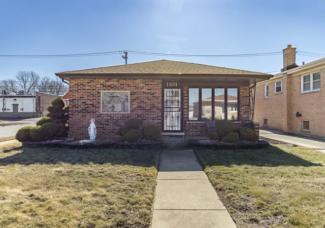Photo 3 of Sale Pending at 1101 Lucas St, Calumet City, IL 60409 | MLS# 12573283 | Listing updated on 2026-09-17
