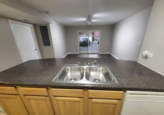 3rd image of 3447 S Ridgeland Ave #103, Berwyn, IL 60402 | MLS# 12574361