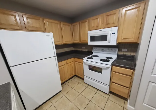 5th image of 3447 S Ridgeland Ave #103, Berwyn, IL 60402 | MLS# 12574361