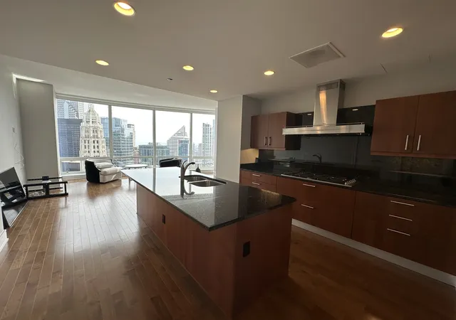 Homes for sale in Chicago, IL | 401 N Wabash Ave #32H, Chicago, IL 60611 | MLS# 12574981