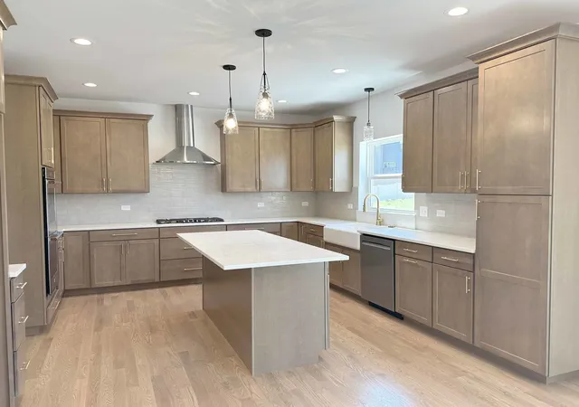 4th image of 18138 S Mitchell Ln, Lockport, IL 60441 | MLS# 12575096