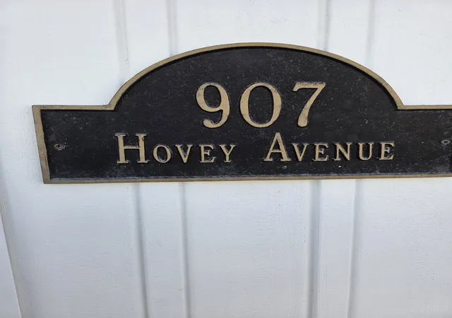 2nd image of 907 W Hovey Ave, Normal, IL 61761 | MLS# 12575114