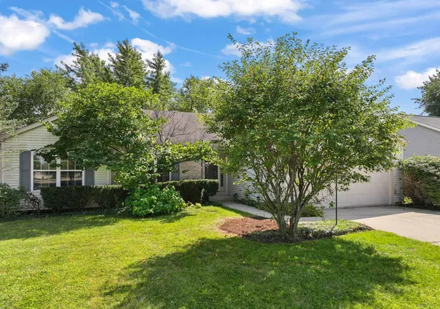 Photo 1 of Single family home for sale at 5805 Castlewood Trl, Mc Henry, IL 60050 | MLS# 12575314 | Listing updated on 2026-09-30