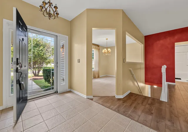 Photo 4 of Single family home for sale at 5805 Castlewood Trl, Mc Henry, IL 60050 | MLS# 12575314 | Listing updated on 2026-09-30