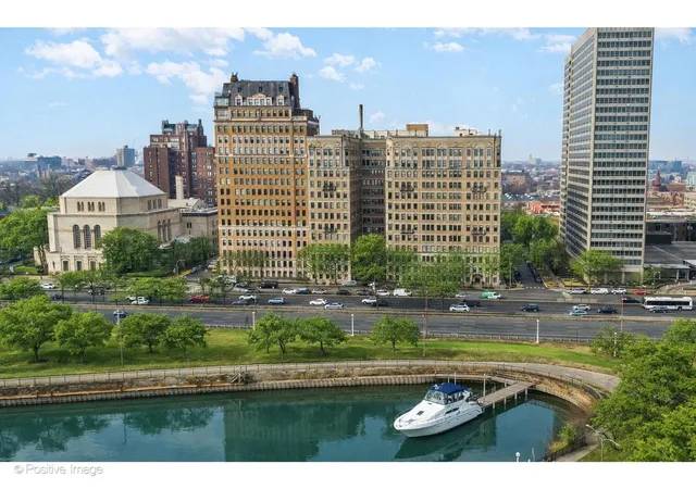 Homes for sale in Chicago, IL | 3500 N Lake Shore Dr #12C, Chicago, IL 60657 | MLS# 12575465