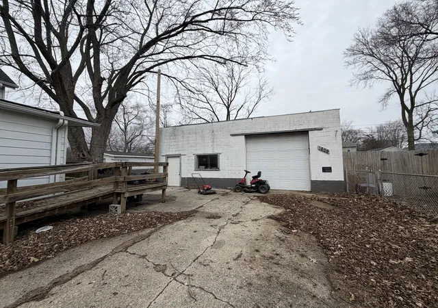 28th image of 1208 W Church St, Urbana, IL 61801 | MLS# 12575823