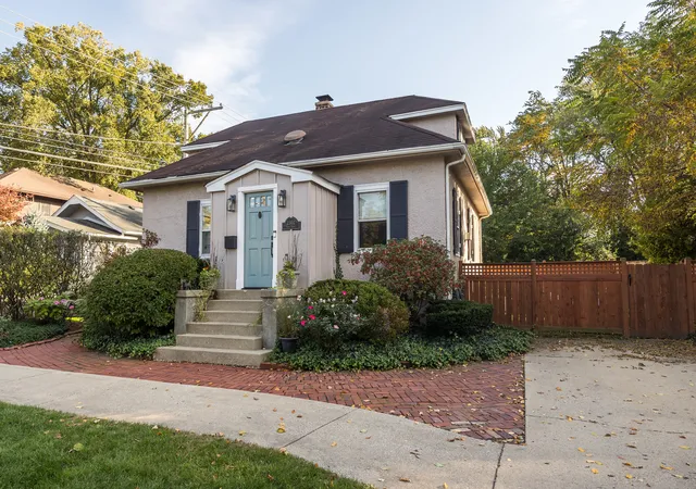 Photo 1 of Single family home for sale at (Undisclosed), Evanston, IL 60201 | MLS# 12576472 | Listing updated on 2026-10-22