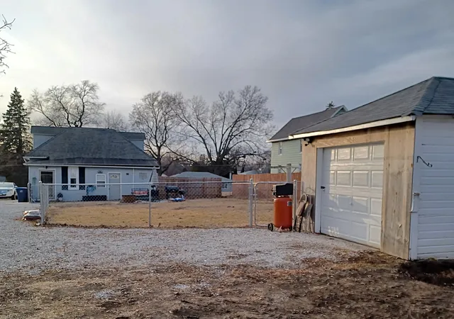4th image of 122 S Beach St, Kewanee, IL 61443 | MLS# 12577137