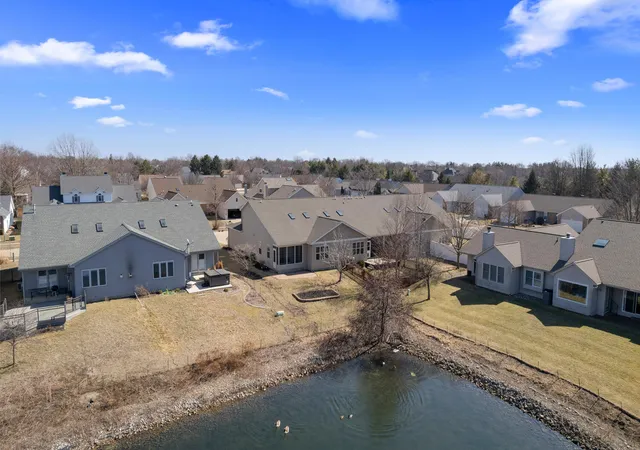 Photo 2 of Townhouse for sale at 2517 Pembrook Point, Champaign, IL 61821 | MLS# 12577166 | Listing updated on 2026-10-21