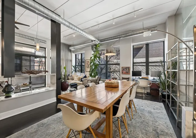 5th image of 936 W Madison St #2A, Chicago, IL 60607 | MLS# 12578502
