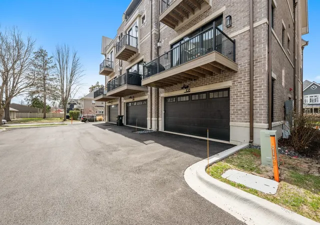 47th image of (Undisclosed), Naperville, IL 60540 | MLS# 12578632