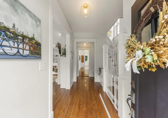 Photo 3 of Single family home for sale at 726 N Wheaton Ave, Wheaton, IL 60187 | MLS# 12578979 | Listing updated on 2026-10-07