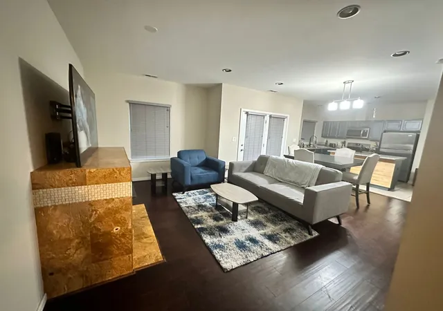 Photo 2 of House for sale at 830 E Bowen Ave #2A, Chicago, IL 60653 | MLS# 12579036 | Listing updated on 2026-09-21