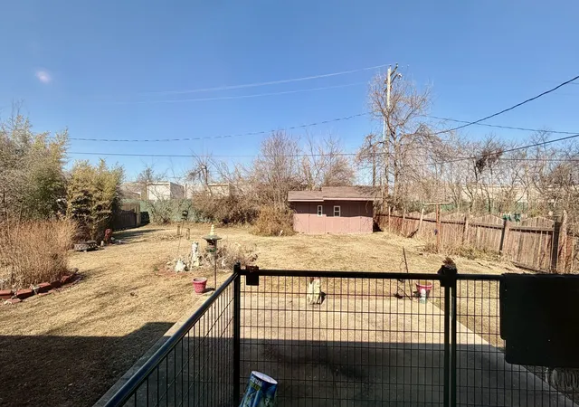 9th image of 1516 Ruth Ann Dr, Centralia, IL 62801 | MLS# 12579341