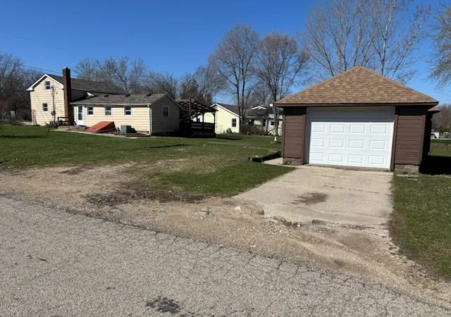 Photo 3 of Sale Pending at 23816 Il Route 173, Harvard, IL 60033 | MLS# 12579508 | Listing updated on 2026-05-06
