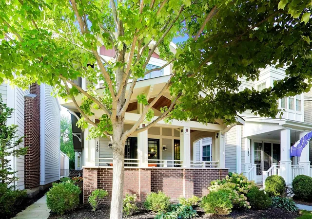 Photo 3 of Single family home for sale at 138 School St, Libertyville, IL 60048 | MLS# 12579619 | Listing updated on 2026-09-21