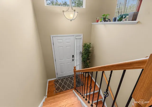 Photo 2 of Condo for sale at 805 Lewisburg Ln, Aurora, IL 60504 | MLS# 12579638 | Listing updated on 2026-09-22