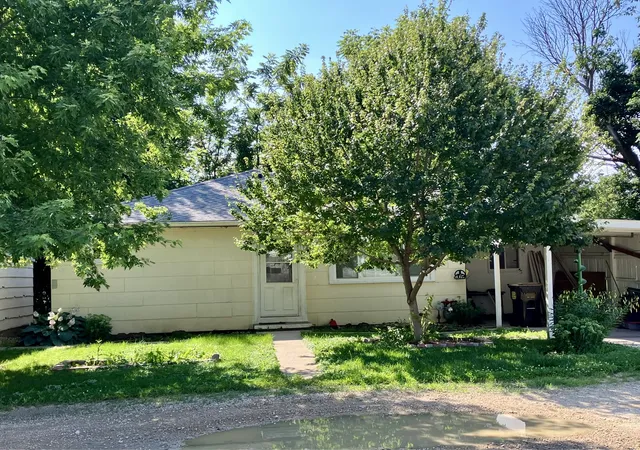 1st image of 513 E Main St, Morrison, IL 61270 | MLS# 12579745