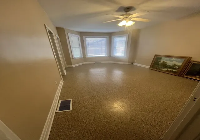 Photo 4 of Sale Pending at 8220 S South Shore Dr, Chicago, IL 60617 | MLS# 12579872 | Listing updated on 2026-07-18