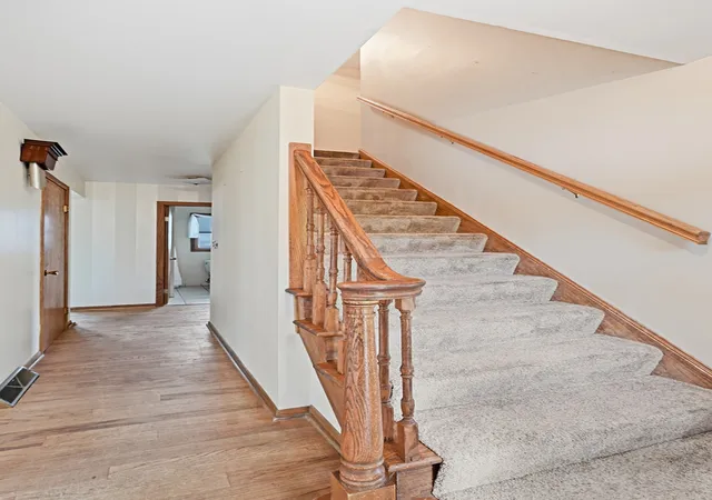 Photo 3 of Sale Pending at 7774 W 135th Street, Palos Heights, IL 60463 | MLS# 12580424 | Listing updated on 2026-09-21