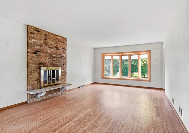 Photo 3 of Sale Pending at 7774 W 135th Street, Palos Heights, IL 60463 | MLS# 12580424 | Listing updated on 2026-09-21
