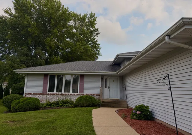 Photo 1 of Single family home for sale at 2215 Wheatland Ter, Freeport, IL 61032 | MLS# 12580530 | Listing updated on 2026-08-28