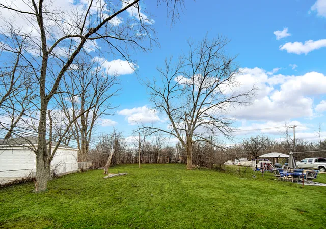 3rd image of 341 Boston St, Chicago Heights, IL 60411 | MLS# 12580558